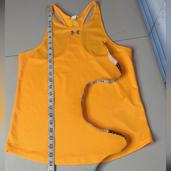 Under Armour Fitted Heat Gear Women's Active Tank Top - Picture 8 of 11